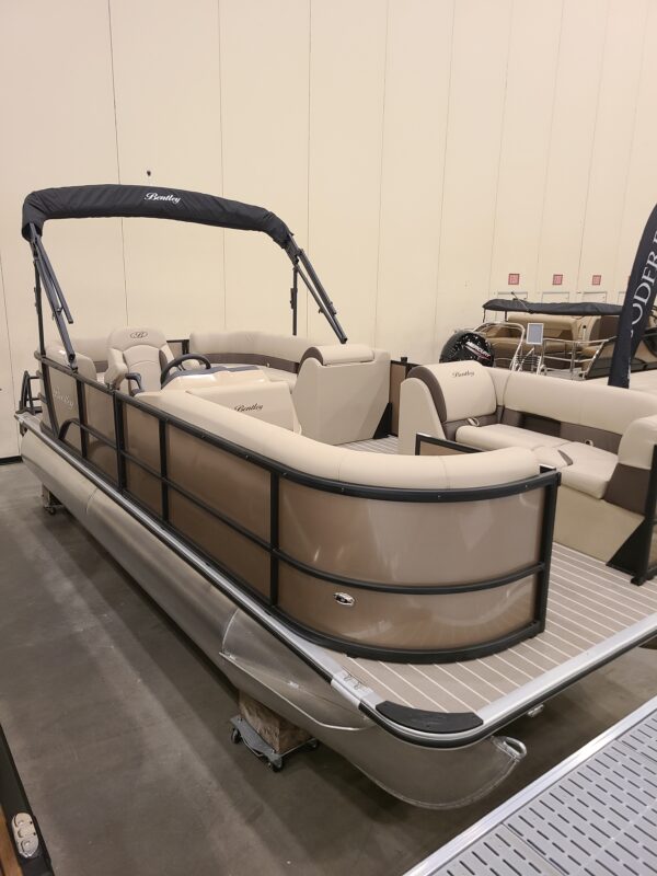 A boat with two seats on the back of it.